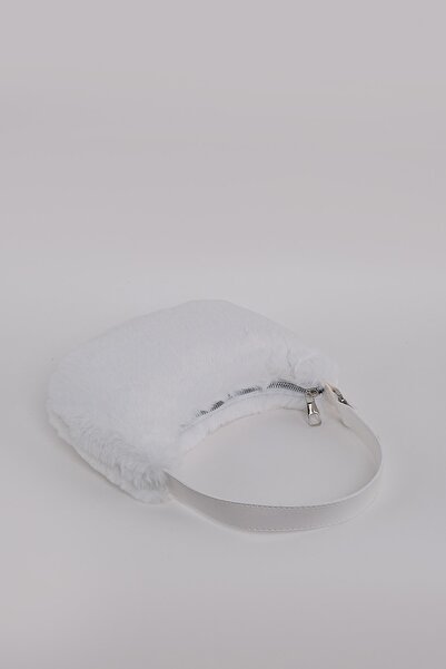 Çantacımstore Geantă de damă cu blană artificială albă 61022