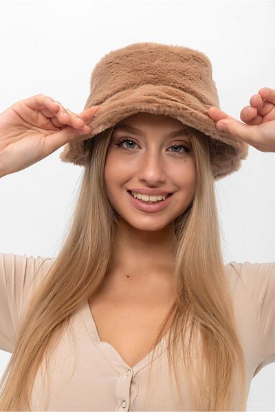 Saria Moda Plush Bucket Hat
