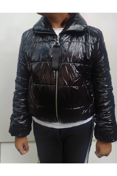 Hepsibitarz Kadın Siyah Kapüşonlu Kısa Mont