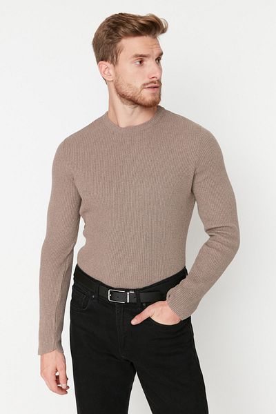 Trendyol Collection Mink Fitted Narrow Fit Crew Neck Basic Sweater TMNAW23KZ00195