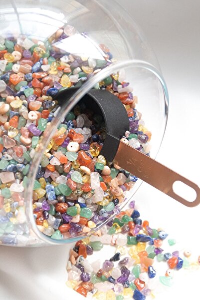 Mıçı قصاصات شقرا الحجر المكسور