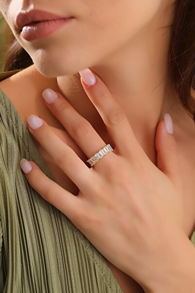 KAR DİAMOND Gümüş Altın Kaplama Baget Taşlı Pırlanta Modeli Yüzük - Sertifikalı