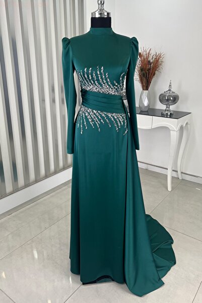 Rana Zenn Emerald Ceyla Evening Dress - Stone Detailed Tail