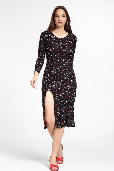 KİM Kİ O Rochie neagră de damă din crep, cu detaliu în spate