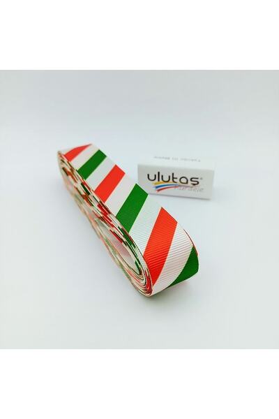 Ulutaş Materiale ornamentale Verde Roșu Alb Model Cruce Panglică de Anul Nou Prețul este pentru 1 metru – Panglică –