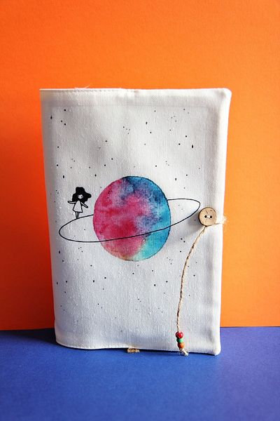 KitapAksesuar Корица на книгата - Планета