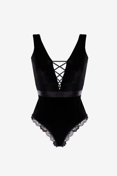 AYYILDIZ 2046 Black Velvet Body