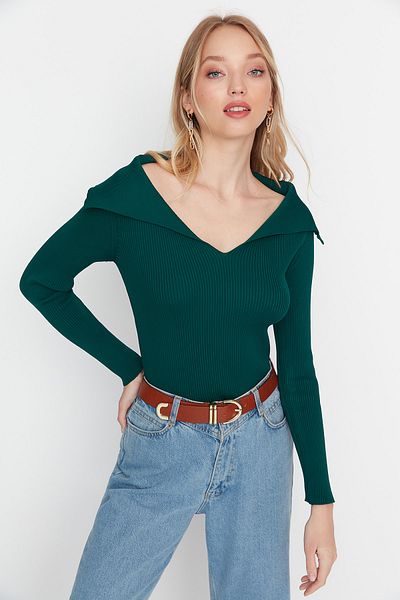 Trendyol Collection Pulover din tricotaje cu guler Carmen verde smarald TWOAW22KZ0993