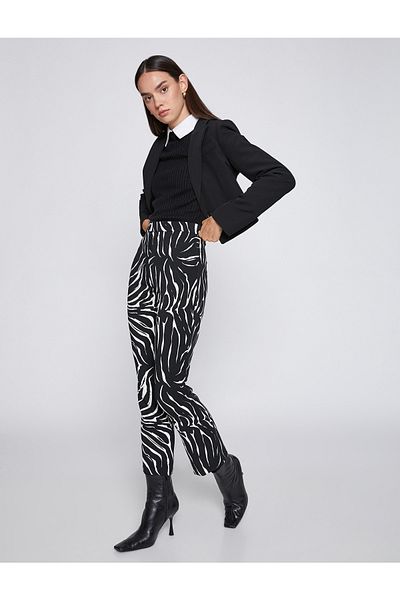 Koton Women's Black Patterned Jeans 3WAK40024PW