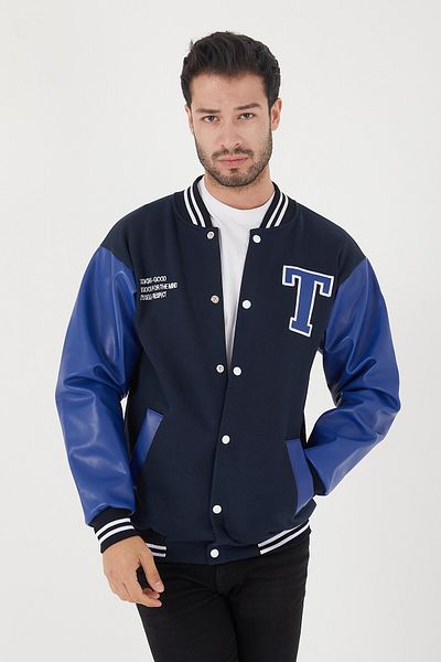 Sporting Men's Saks Navy Blue Relaxed Cut College Coat