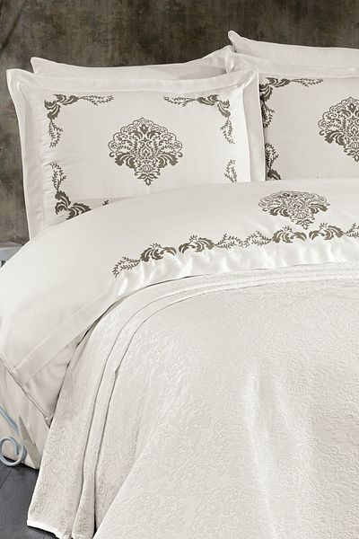 Luvana Home Sühan 7 τεμαχίων 100% βαμβακερό κάλυμμα σενίλ με κεντημένο σετ κρεβατιού διπλό κρεμ (ΜΕ ΔΩΡΟ)