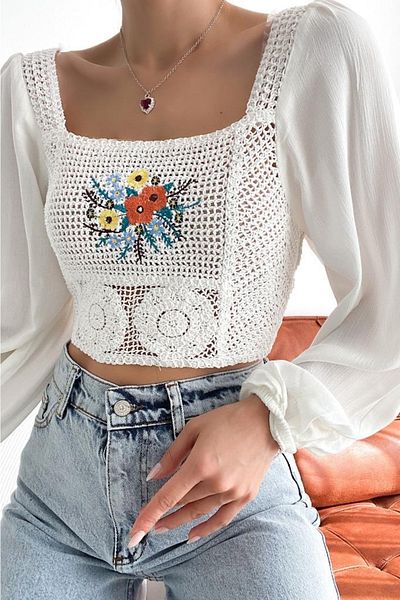 FEMELLE Λευκό μπαλόνι μανίκι και φλοράλ Κέντημα Lace Crop Μπλούζα - Τετράγωνο γιακά