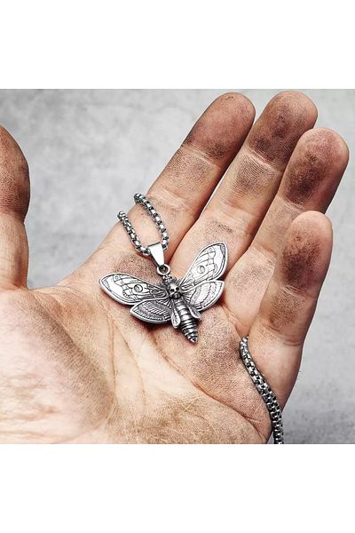 Köstebek Hight Quality Dark Gothic Skeleton Skull Moth Necklace