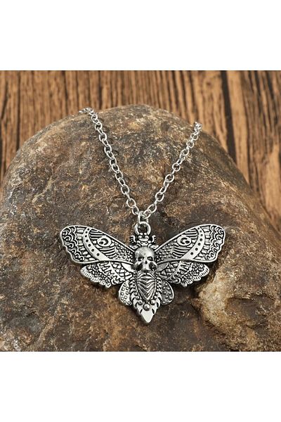 Köstebek Halloween Gothic Skull Moth Necklace