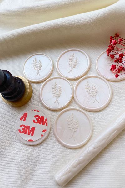 Dekorden Ready Made Wax Seal - Pearl White