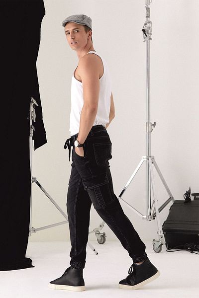 Pantamo Jeans Ανδρικά τζιν Pantamo Distressed Black Jogger σε σκούρο τόνο