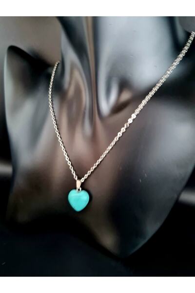 GÜMÜŞTEL EL SANATLARI قلادة صغيرة من الحجر الطبيعي المعتمد باللون الفيروزي عل...