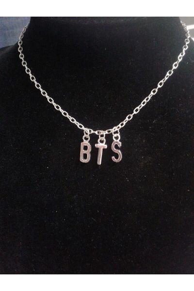 AlpCollection Women's Gray Bts K-pop Written Letter 45 Cm Chain Gift Necklace