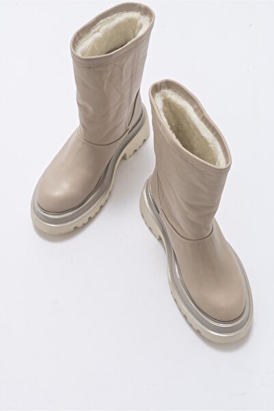 LuviShoes Tali világos bézs bőrű, valódi bőrből készült női csizma