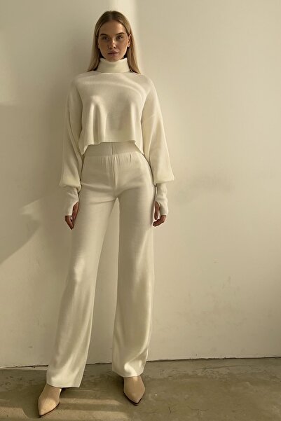vuvutasarım Еластичний трикотажний светр з водолазкою El Gecmeli та трикотажні штани із завищеною талією 015