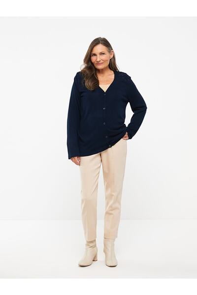 LC Waikiki V Yaka Ajurlu Uzun Kollu Kadın Triko Hırka