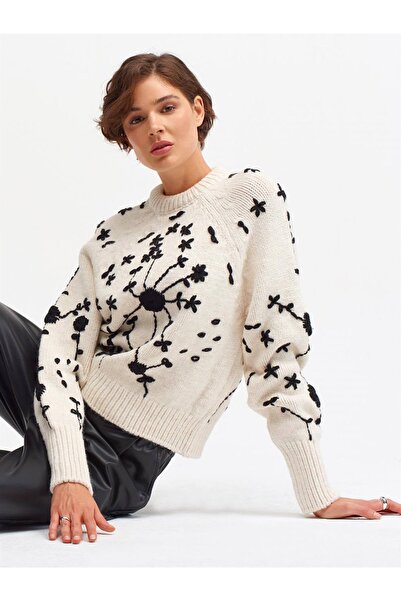 Dilvin Πουλόβερ 2699 Ecru Color Crew με λαιμόκοψη και κέντημα