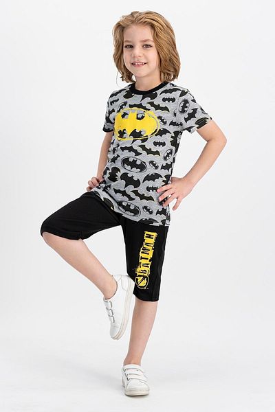 Batman Boy's Gray M&m Collection Licensed Crew Neck Capri Suit