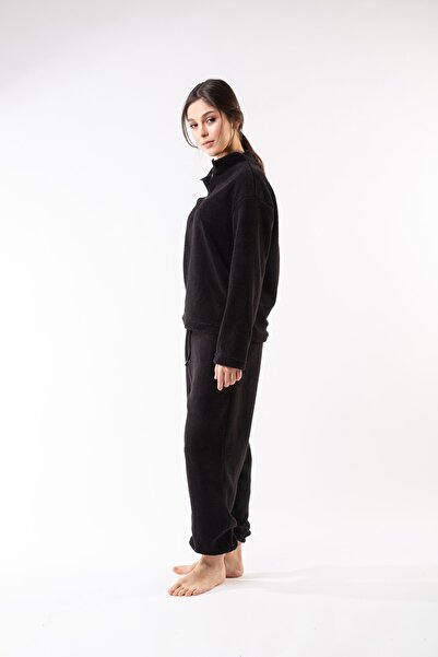 Minteks Women's Black Wellsoft Stand Collar Zippered Suit