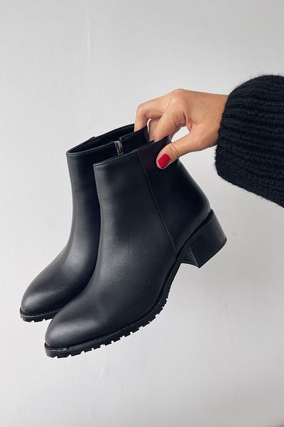 selinshoes Дамски боти Mabel с нисък ток - Черни