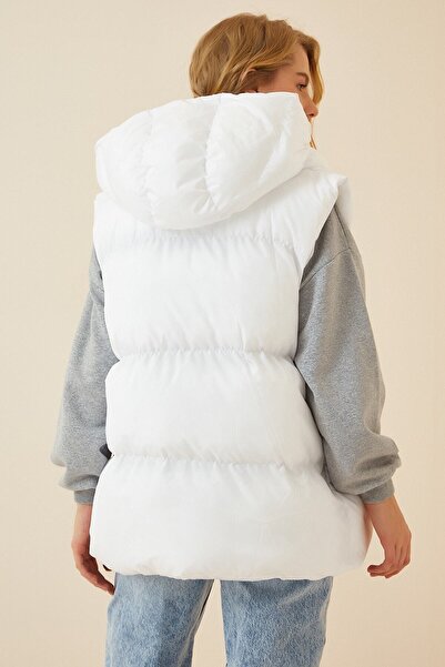 GALAVİP Kadın Beyaz Kapüşonlu Oversize Şişme Yelek