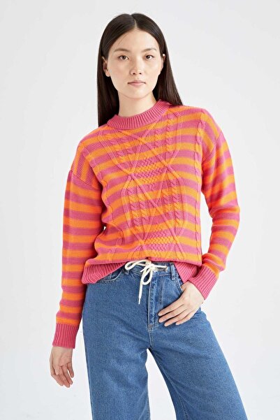 DeFacto Sweater - Pink - Regular fit
