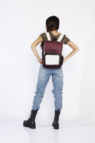 Street Bag Γυναικείο σακίδιο πλάτης με λευκό κάλυμμα Ethnic αυθεντικό σχέδιο