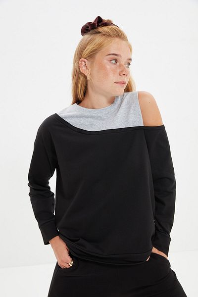 Trendyol Collection Black Boat Neck Detailní Color Block Regular/Regular Fit Tenká pletená mikina TWOAW22SW1119