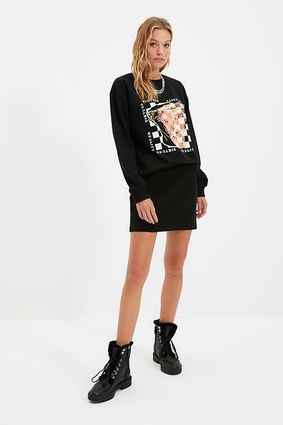 Trendyol Collection Sweatshirt - Black - Oversize