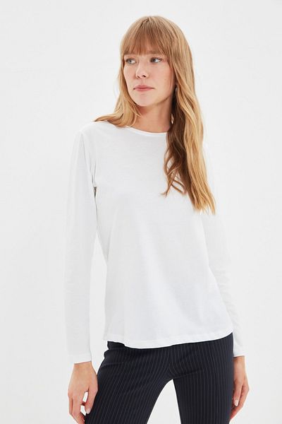 Trendyol Collection Czarno-biało-czarny 3-pak podstawowych dzianinowych koszulek z okrągłym dekoltem