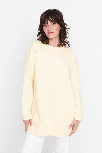 Trendyol Modest Sweatshirt - Gelb - Regular Fit