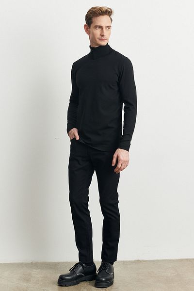 ALTINYILDIZ CLASSICS Men's Black Standard Fit Regular Cut Full Turtleneck Soft Textured Basic Knitwear Sweater