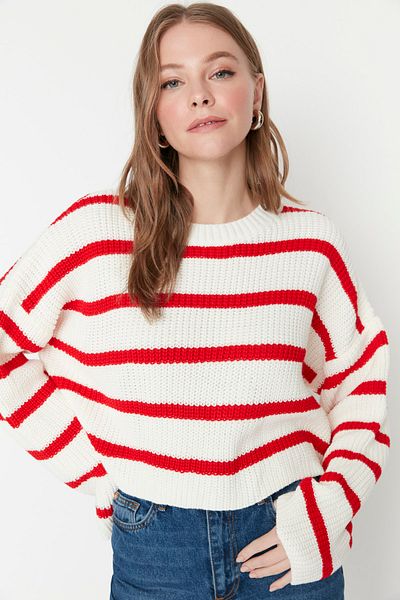 Trendyol Collection Ecru Crop Basic pruhovaný úpletový svetr TWOAW23KZ00390