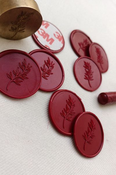 Dekorden Self Adhesive Seal - Wine Red