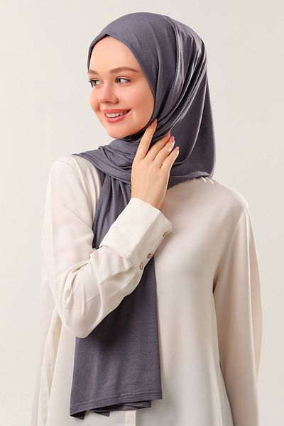 Melodi Scarf Hijab Combed Cotton Shawl Smoked