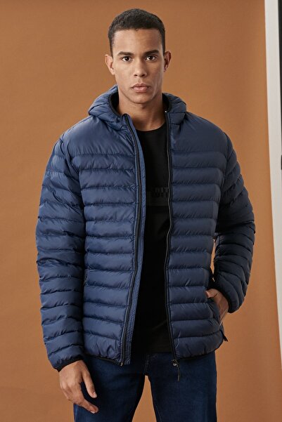 AC&Co / Altınyıldız Classics Pánský ležérní kabát v námořnické modré Standard Fit Ultra Light Proof Cold Proof