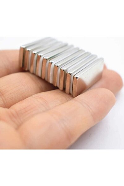Dünya Magnet Dikdörtgen Neodyum Mıknatıs 20x10x1,5 Mm (20 Adet Set)