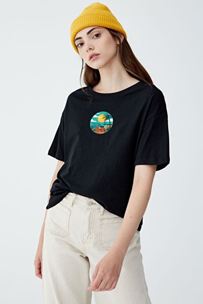 ADEGO تي شيرت نسائي قطني كبير الحجم مطبوع عليه سكوتر أسود - رقبة دائرية