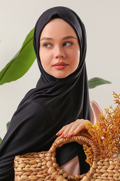 Melodi Scarf Hijab Combed Cotton Shawl Black