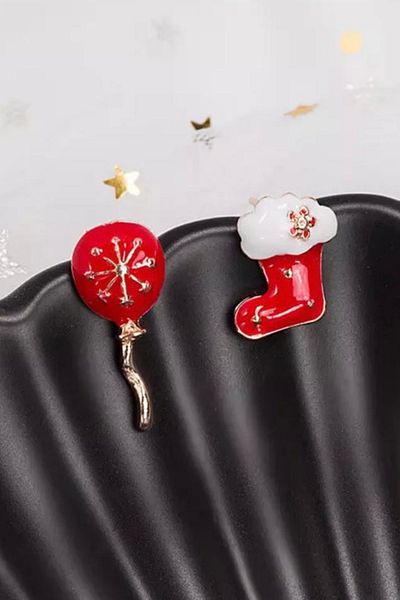 Jaida Moda Women's Rose Christmas Christmas Themed Stud Earrings