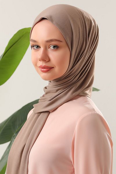 Melodi Scarf Hijab Combed Cotton Shawl Beige