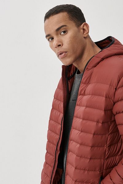 AC&Co / Altınyıldız Classics Pánský kabát pro volný čas Burgundy Standard Fit Ultra lehký odolný proti chladu