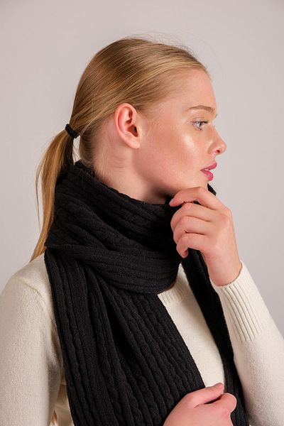 CHUBA Дамска плитка за коса Soft Tuche Weft Black 23w504