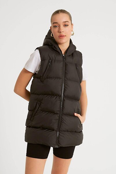 Giyim Dünyası Women's Hooded Inflatable Vest with Pocket Detail, Black