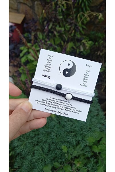 Atolye Ferda سوار مزدوج من Yinyang مع حجر العقيق والهاولايت الطبيعي